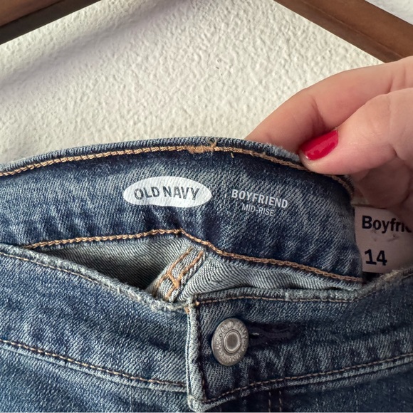 Casual Chic Old Navy Boyfriend Jeans Relaxed Fit Kelsey Denim Size 14 NEW - Picture 13 of 16